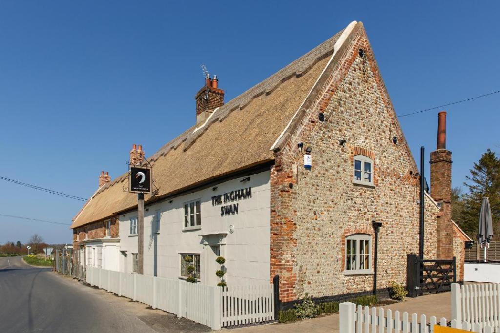 Dog Friendly Cottage 2 Mins To Beach With Hot Tub And Zappi Ev Lessingham Extérieur photo