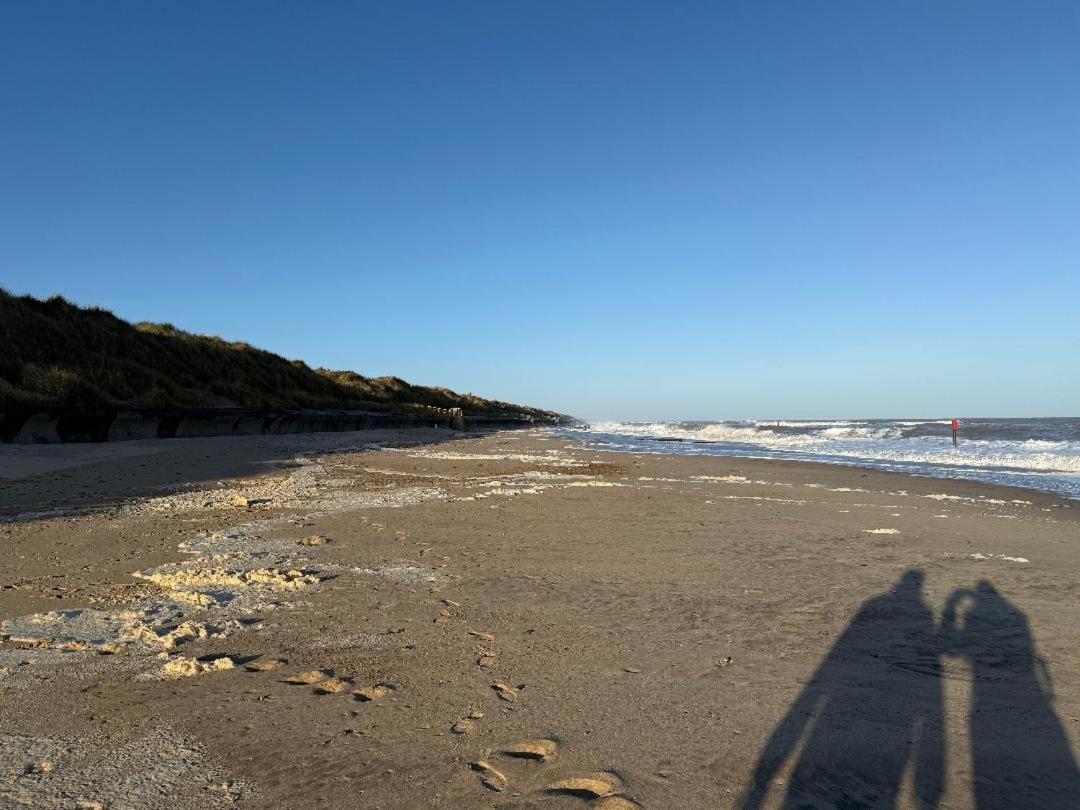 Dog Friendly Cottage 2 Mins To Beach With Hot Tub And Zappi Ev Lessingham Extérieur photo